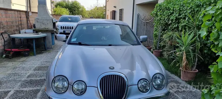 Jaguar S-Type 2002 photo 2