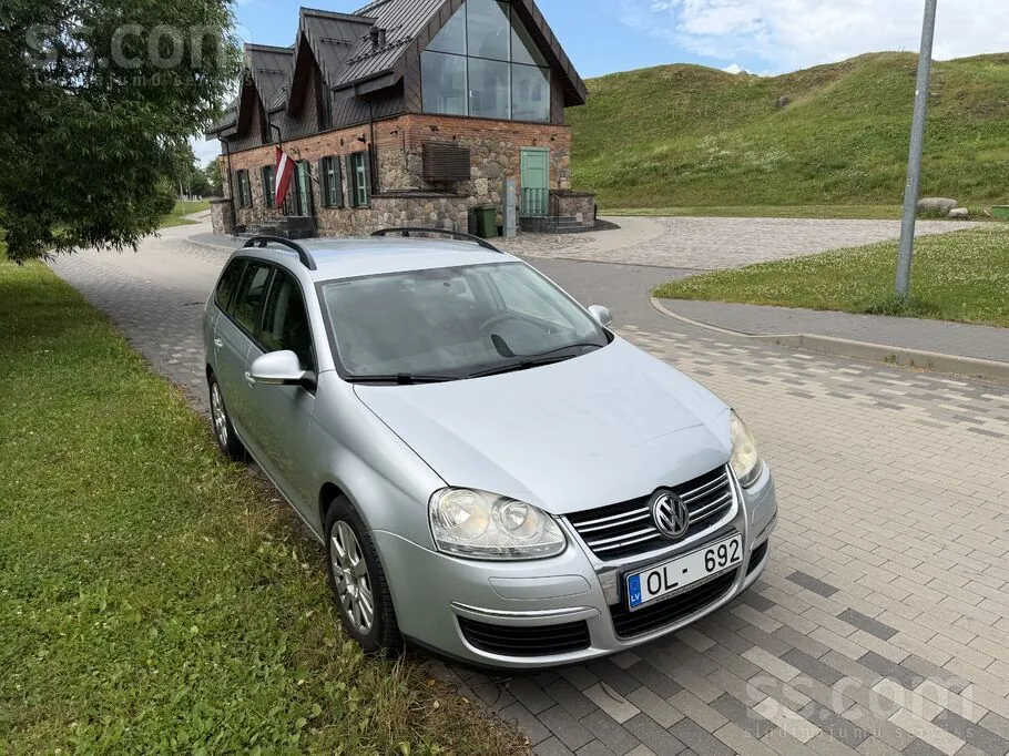 Volkswagen Golf 5 2008 photo 4