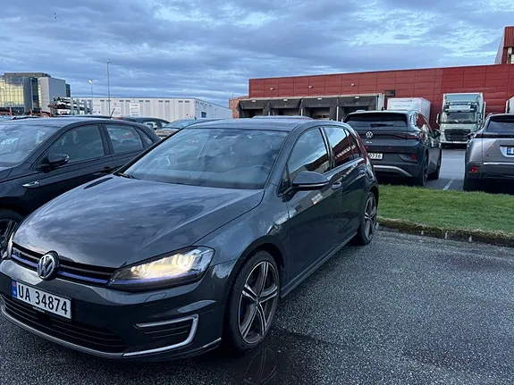 Volkswagen Golf 2015 photo 2
