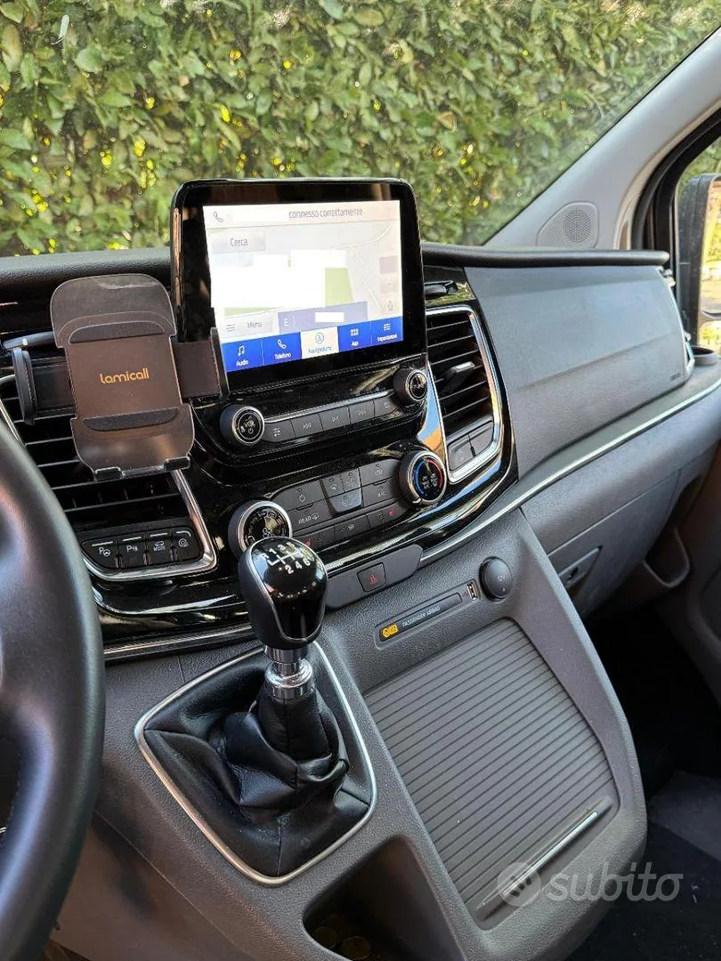 Ford Tourneo Custom 2022 photo 4