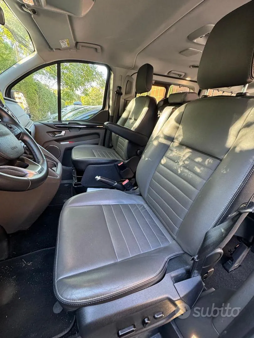 Ford Tourneo Custom 2022 photo 3