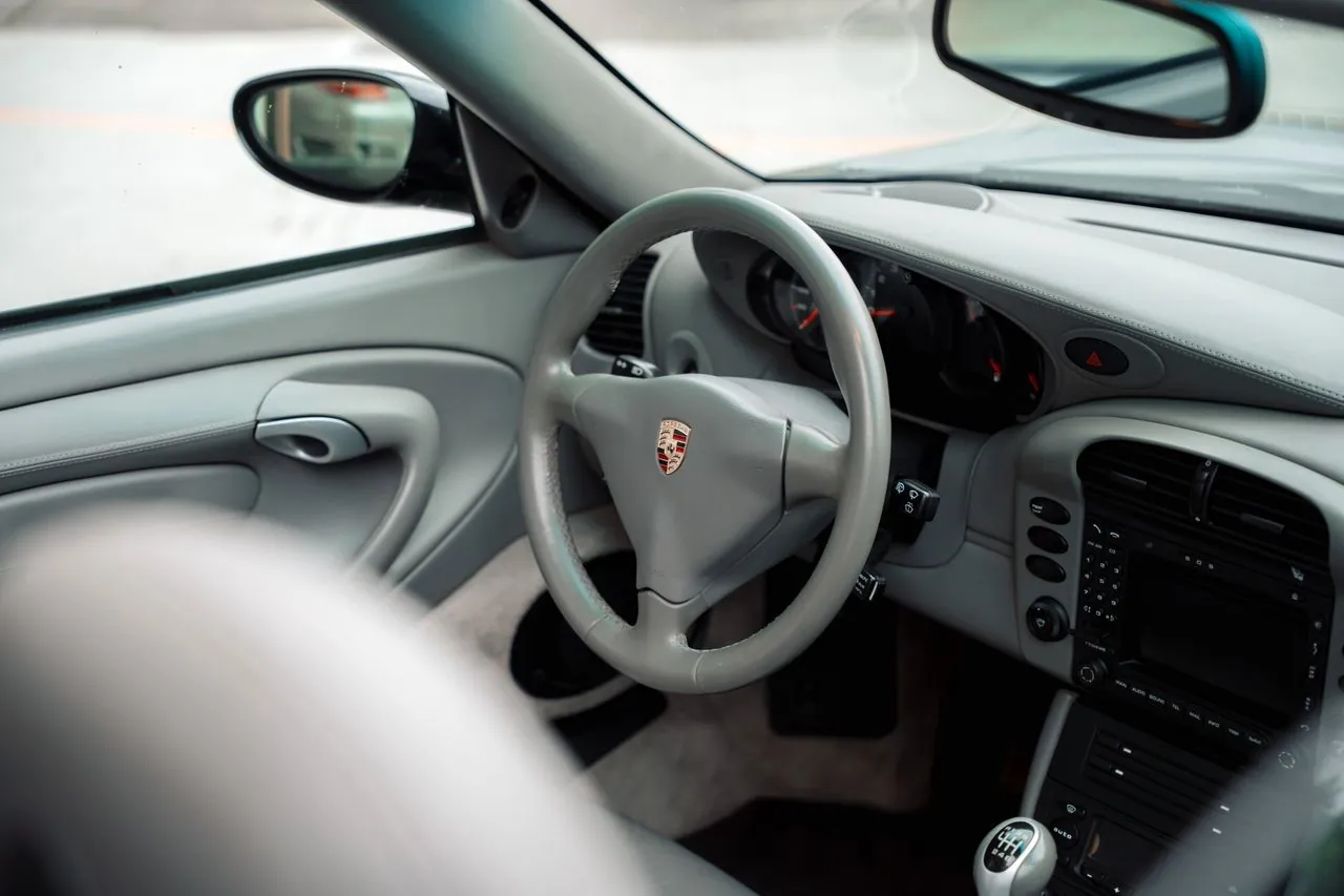 Porsche 911 2004 photo 4