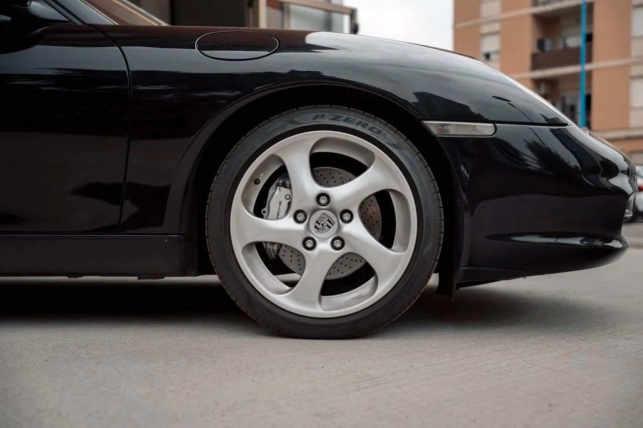 Porsche 911 2004 photo 3