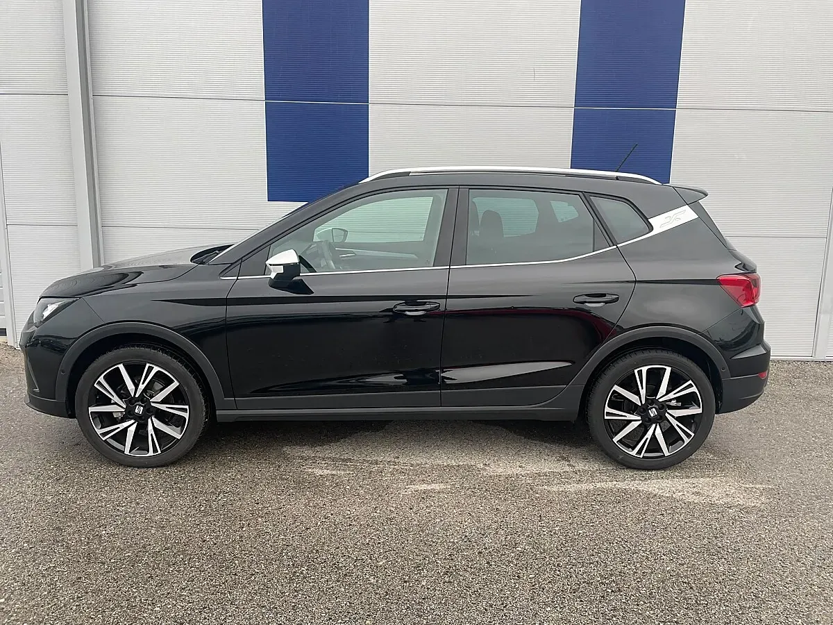 Seat Arona 2023 photo 2