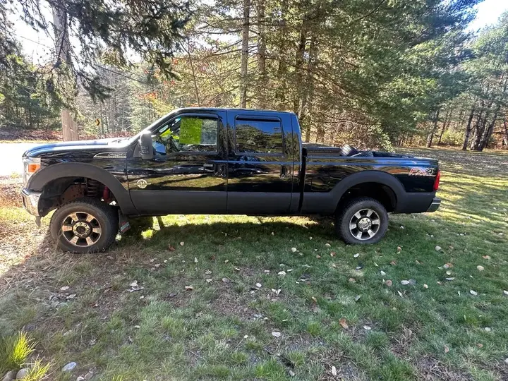 Ford F250 2016 photo 2