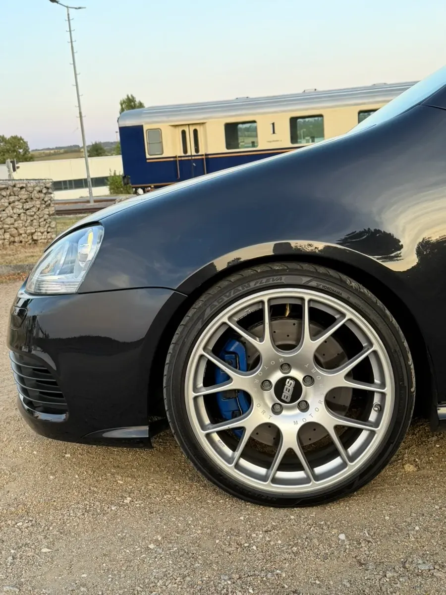 Volkswagen Golf 2008 photo 2
