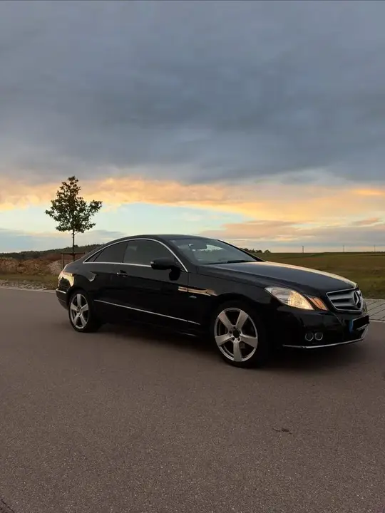 Mercedes-Benz Coupé E 250 Cgi