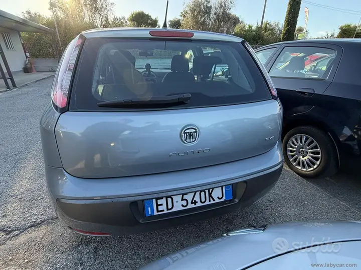 Fiat Punto Evo 2010 photo 4