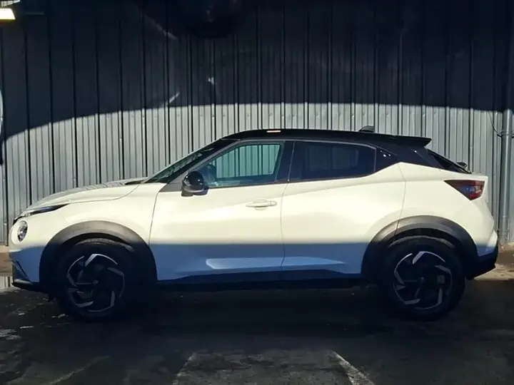 Nissan Juke 2023 photo 4