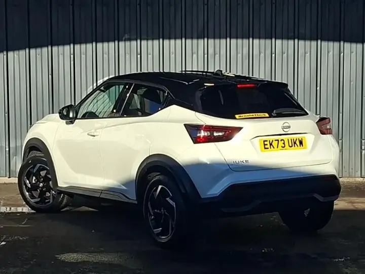 Nissan Juke 2023 photo 2