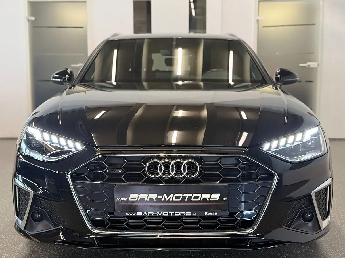 Audi A4 2023 photo 2