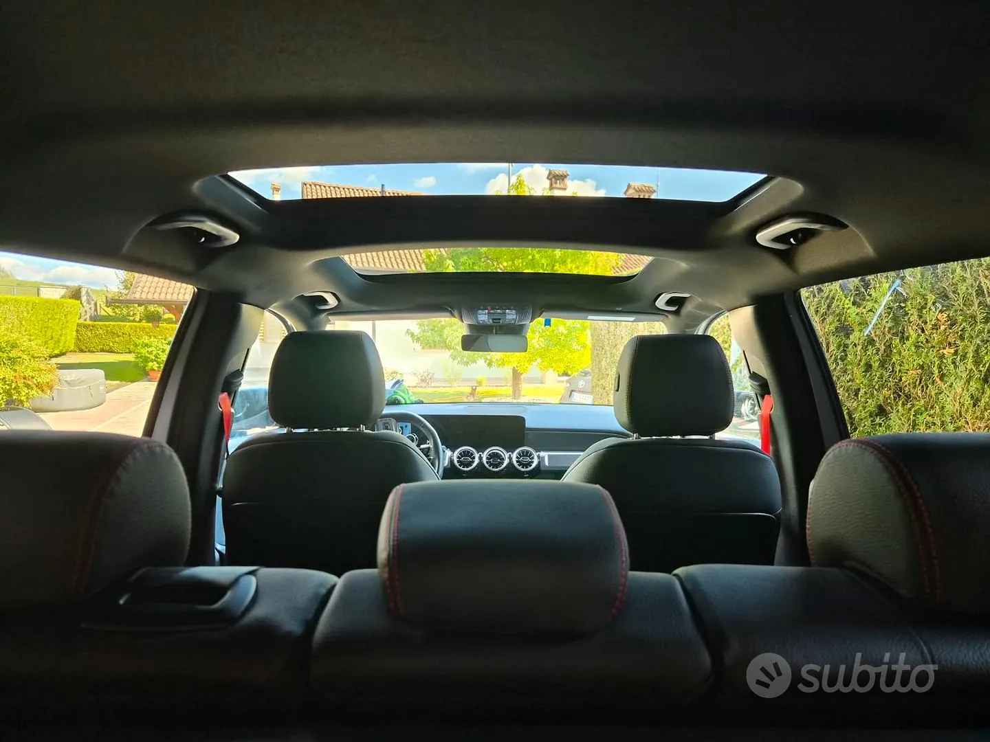 Mercedes-Benz Glb 2025 photo 3