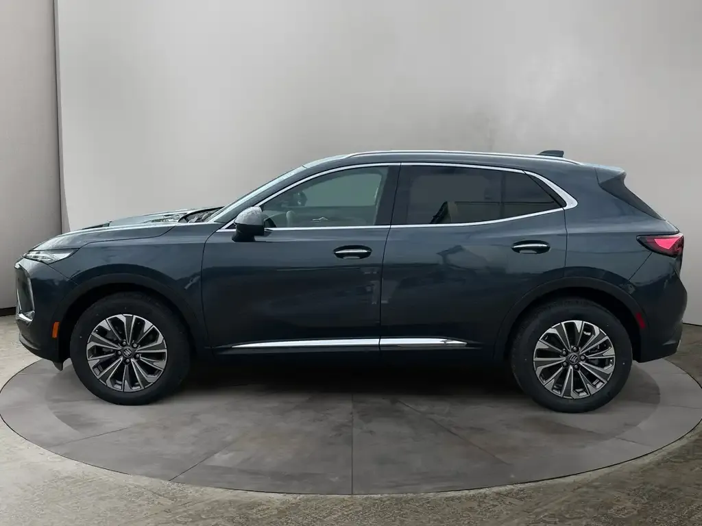 Buick Envision 2026 photo 2