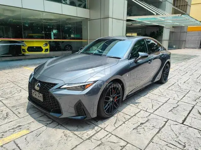 Lexus Is300