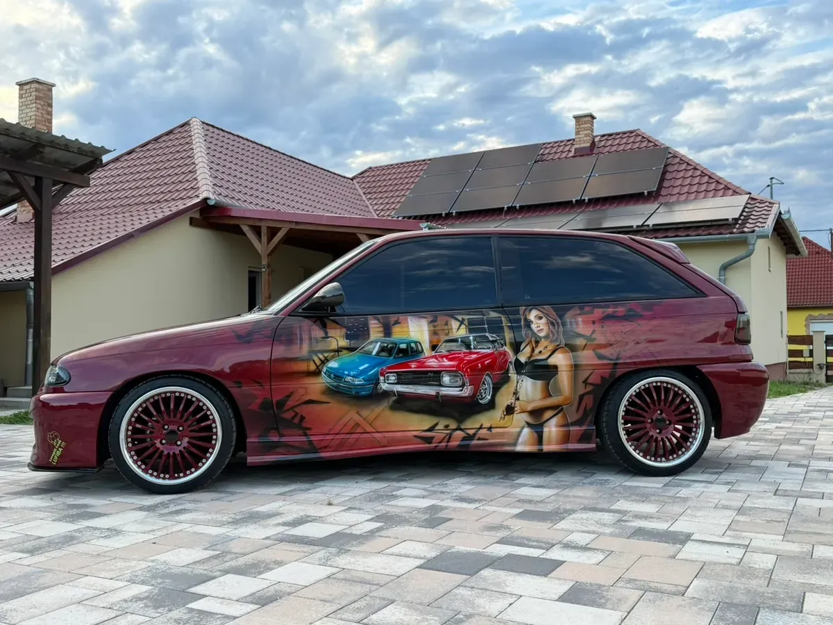 Opel Astra 1992 photo 2