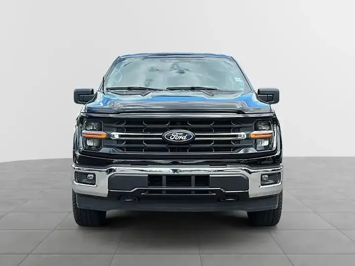 Ford F-150 Supercrew 2025 photo 2