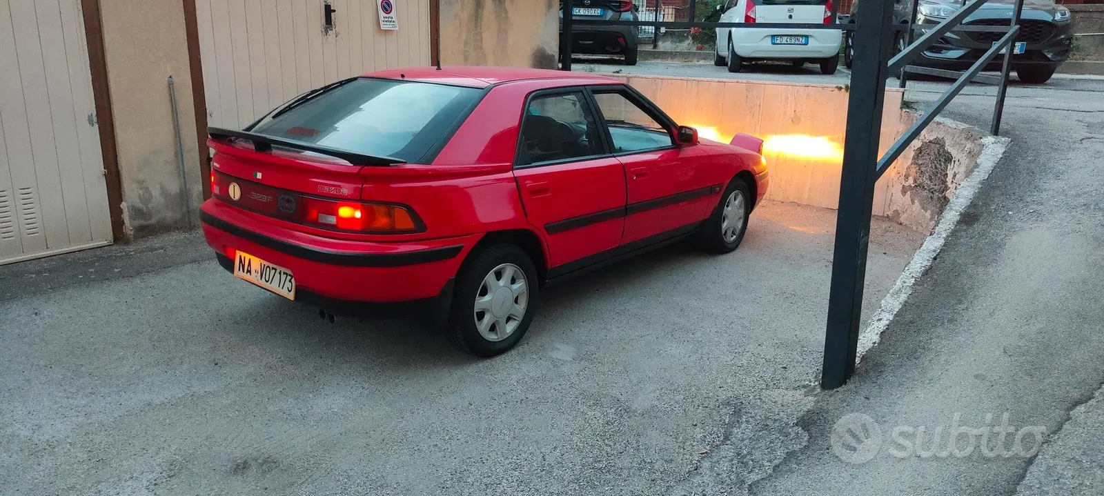 Mazda 323