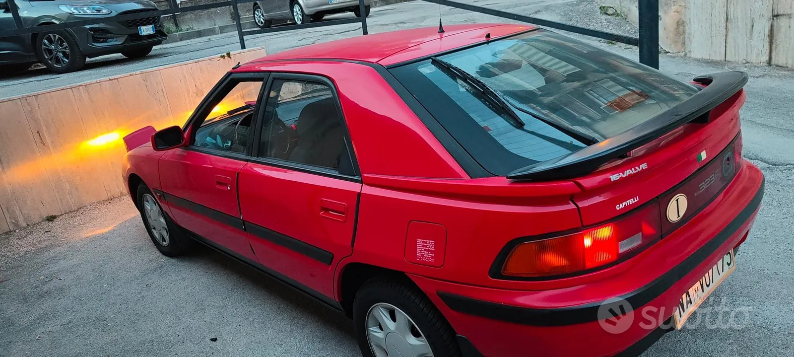 Mazda 323 1990 photo 3