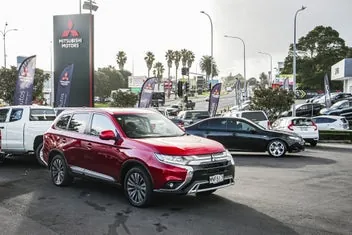Mitsubishi Outlander 2019 photo 4