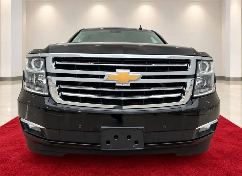 Chevrolet Suburban 2016 photo 5