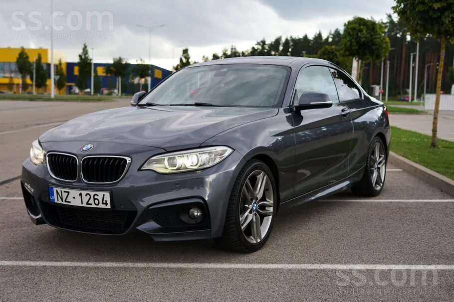 BMW F22 2016 photo 4