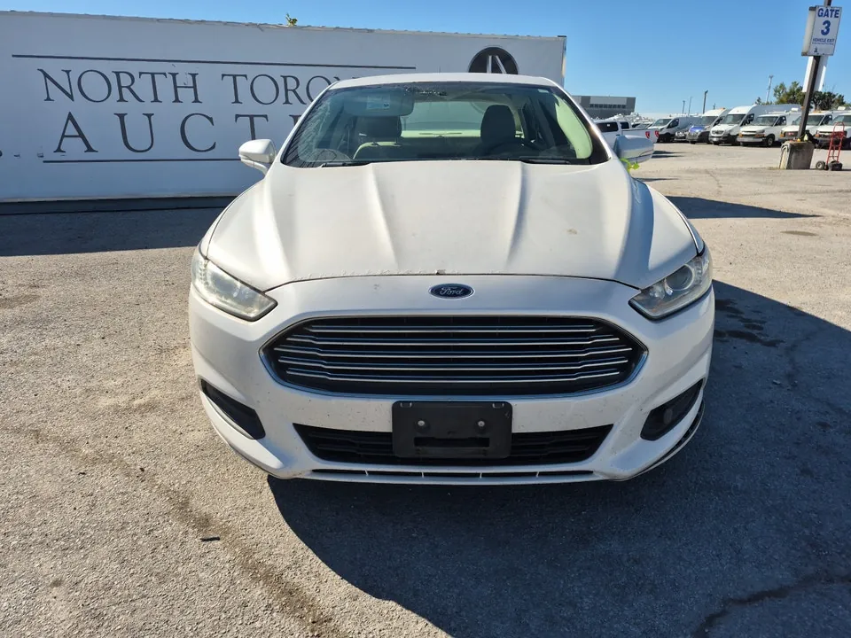 Ford Fusion 2013 photo 2