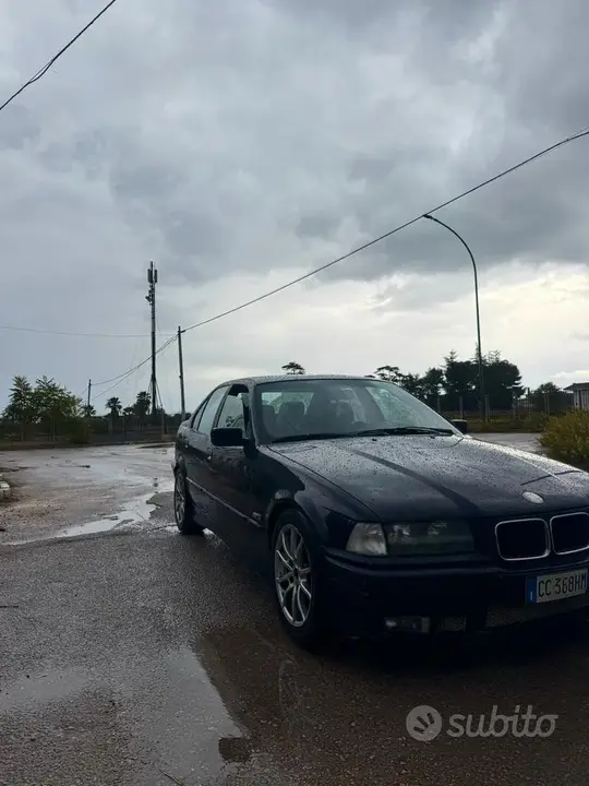 BMW 318I 1996 photo 3