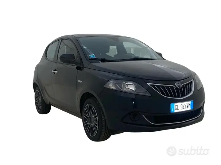 Lancia Ypsilon 2022 photo 2