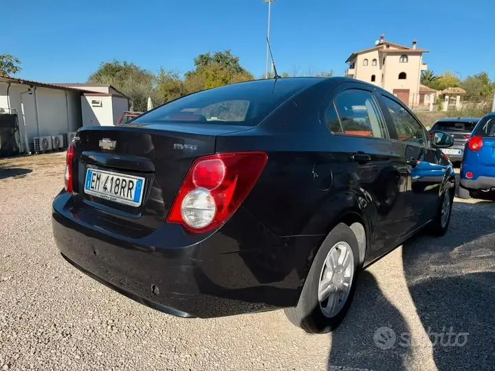 Chevrolet Aveo 2012 photo 5