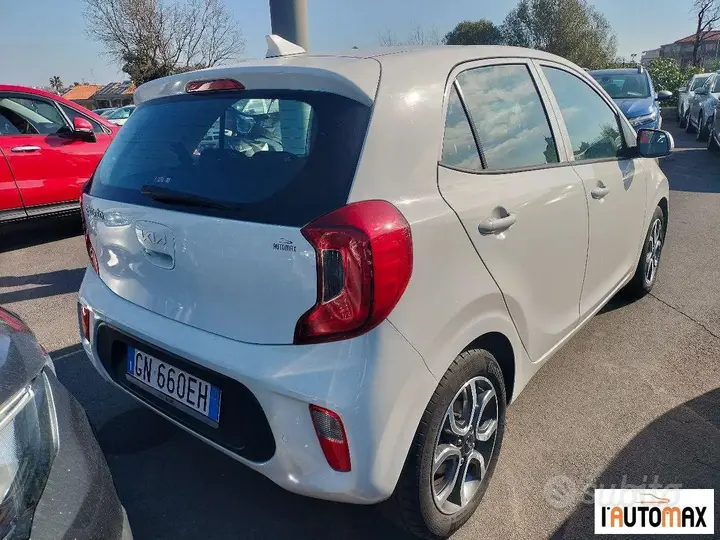 Kia Picanto 2023 photo 4
