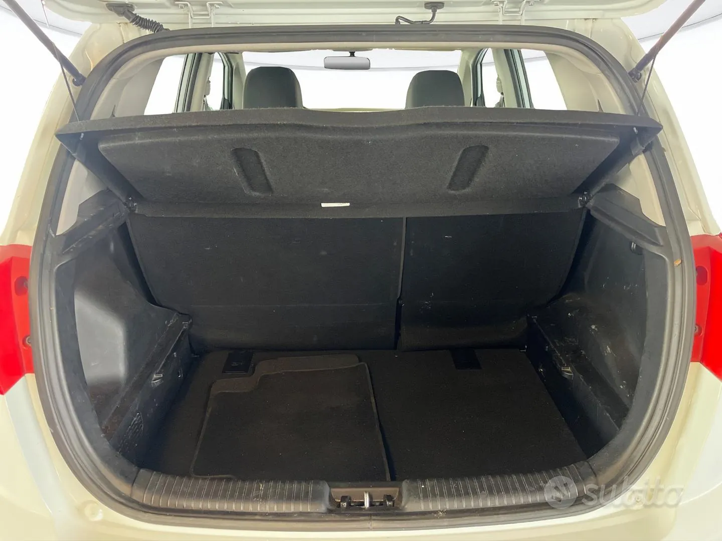 Kia Venga 2017 photo 4