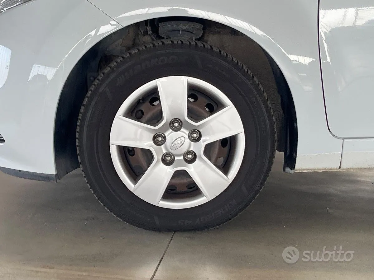 Kia Venga 2017 photo 5