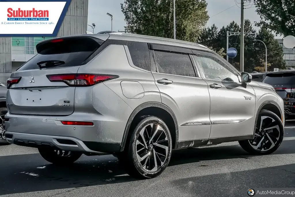 Mitsubishi Outlander 2023 photo 5