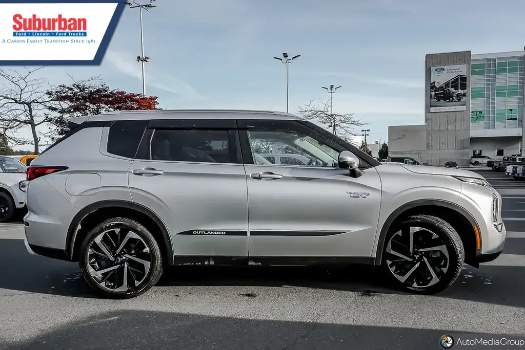 Mitsubishi Outlander 2023 photo 4
