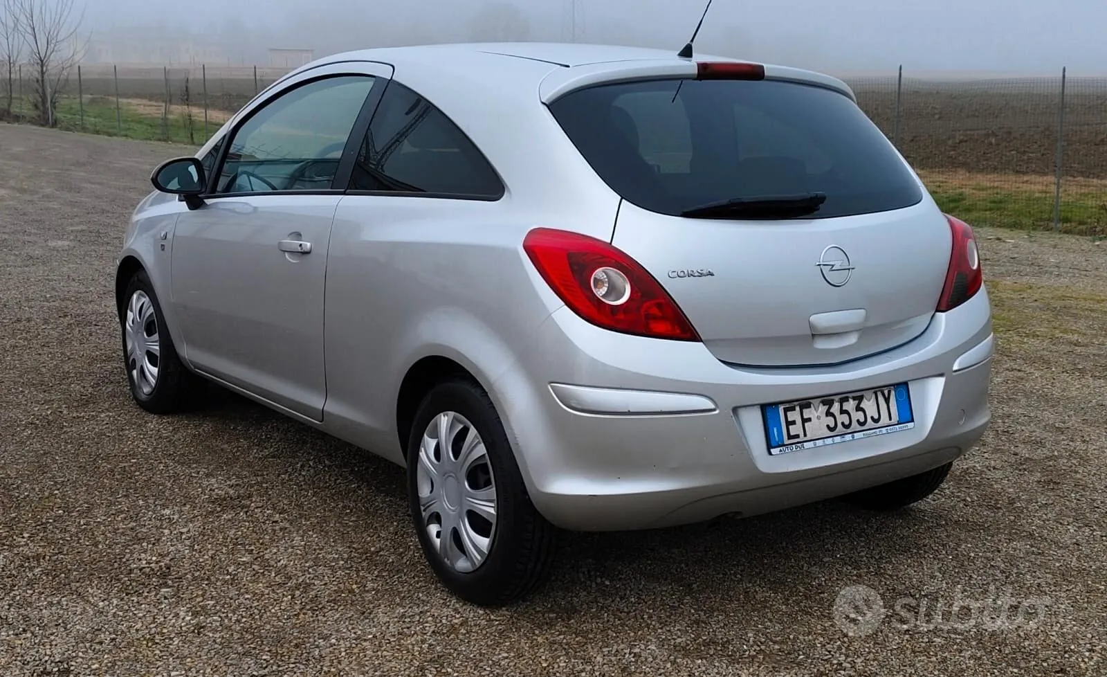 Opel Corsa 2011 photo 4