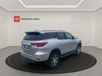 Toyota Fortuner 2019 photo 4