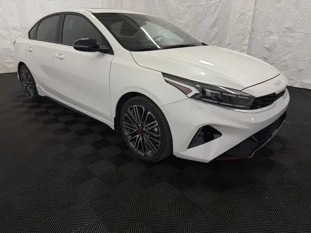 Kia Forte 2023 photo 2