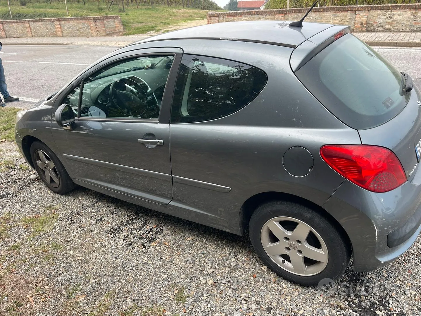 Peugeot 207 2009 photo 4