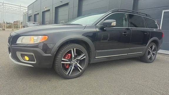 Volvo Xc70 2011 photo 2