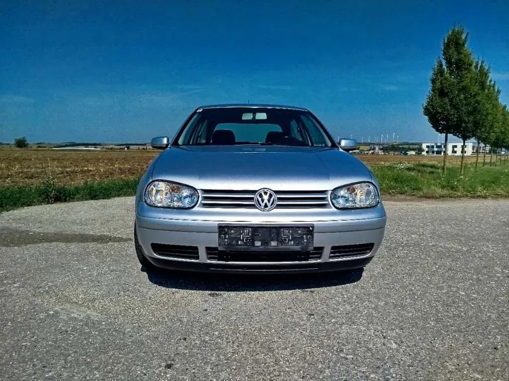 Volkswagen Golf 2001 photo 3