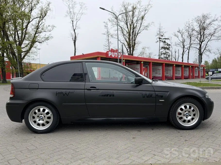 BMW 318 2004 photo 5