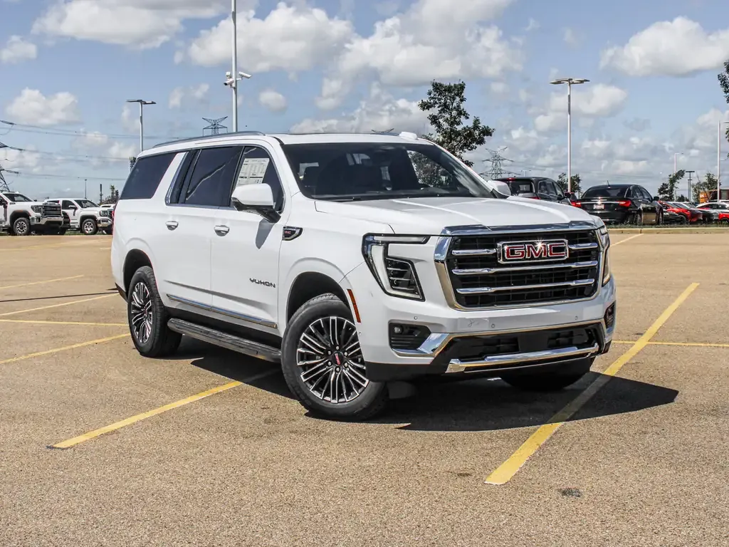 GMC Yukon 2026 photo 2