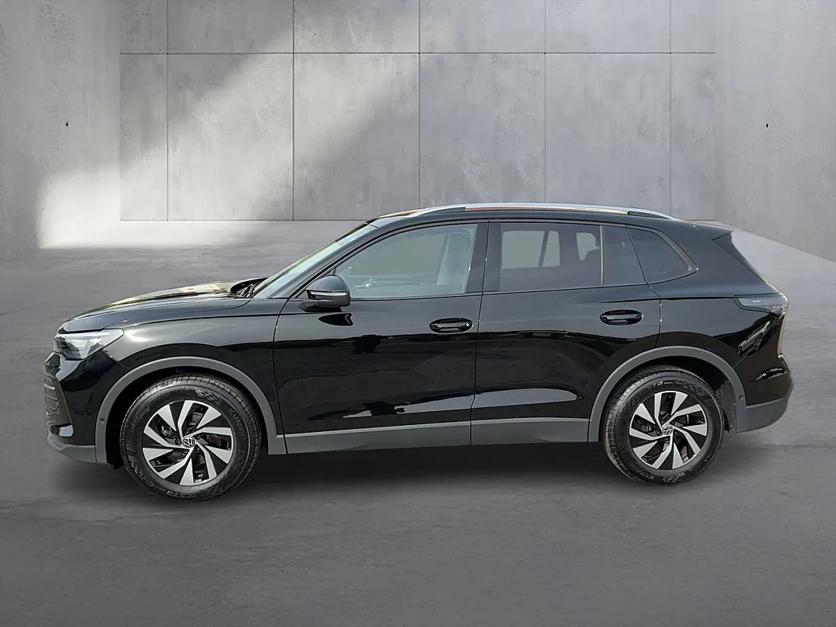 Volkswagen Tiguan 2025 photo 2