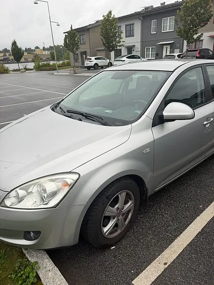 Kia Ceed 2009 photo 5