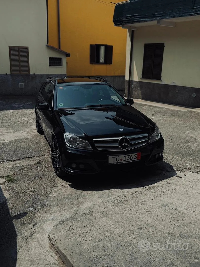 Mercedes-Benz C 200 2013 photo 2