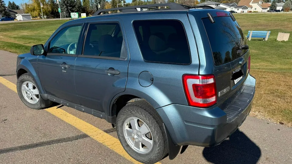 Ford Escape 2012 photo 4