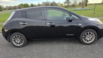 Nissan Leaf 2013 photo 4