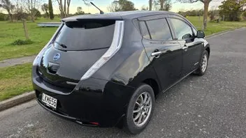 Nissan Leaf 2013 photo 5