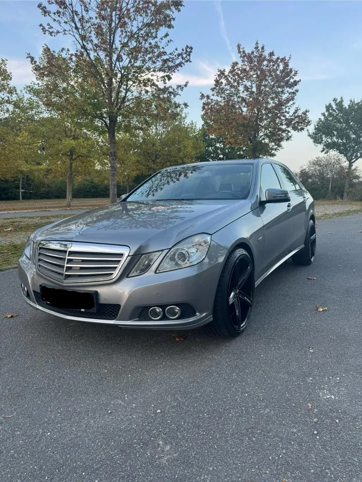 Mercedes-Benz E 220 Cdi