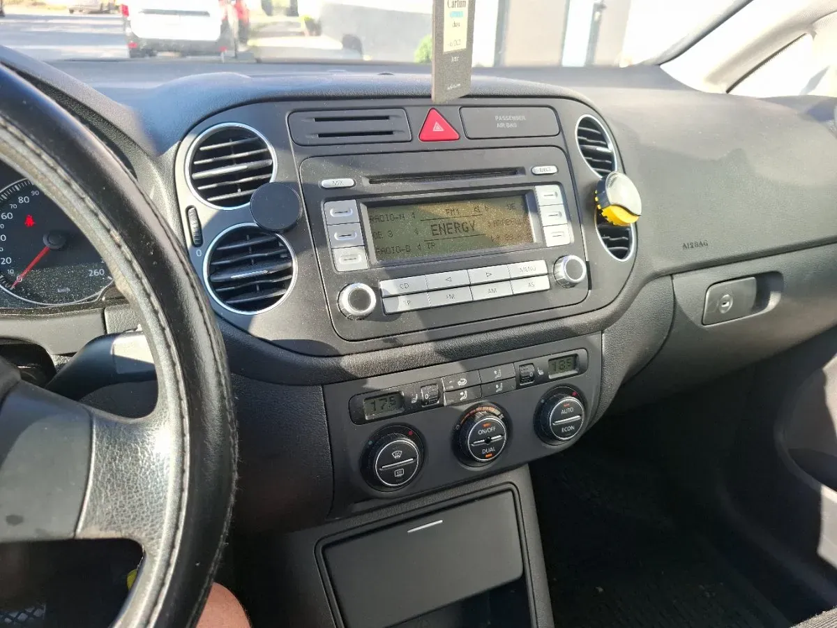 Volkswagen Golf 2007 photo 2